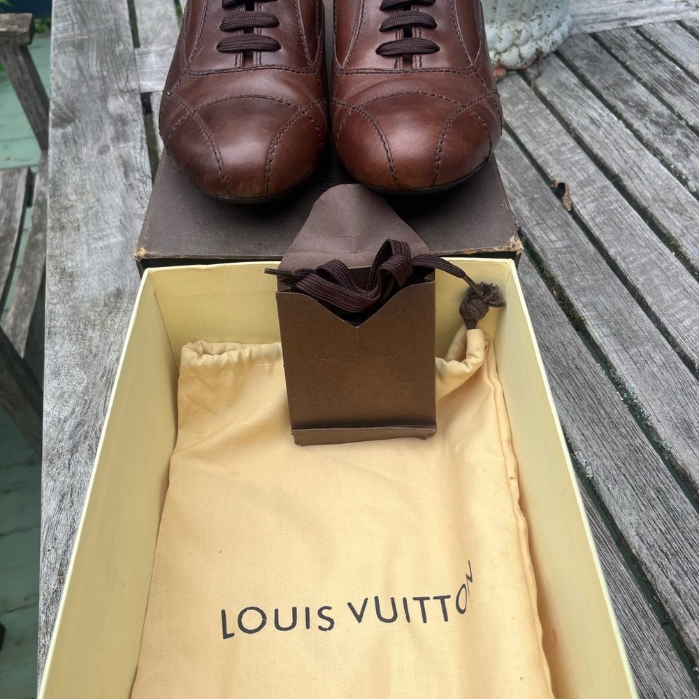 Louis Vuitton Dark Brown Leather Shoes from Paris size 44 - Vintage - Picture 2 of 6